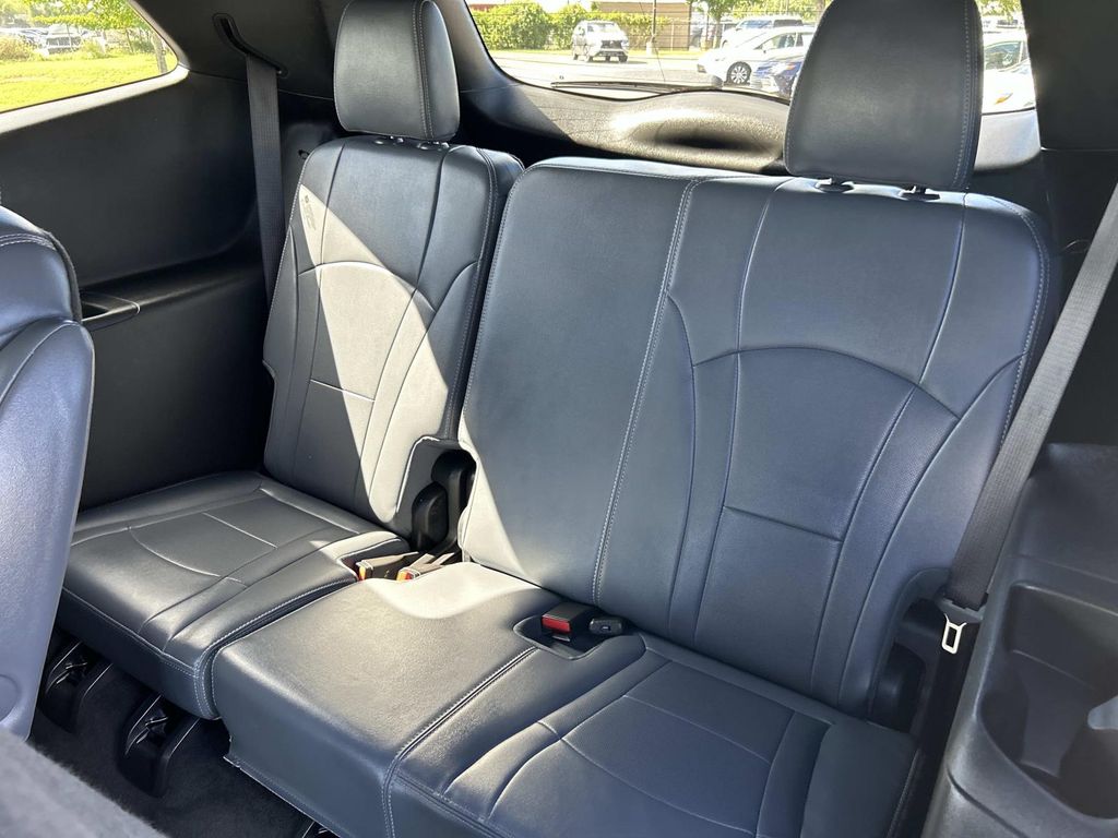 2024 Buick Enclave Premium photo 19