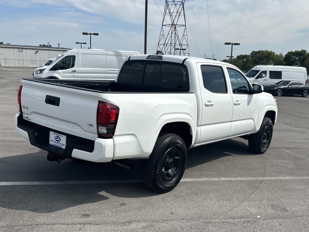 2023 Toyota Tacoma SR photo 3