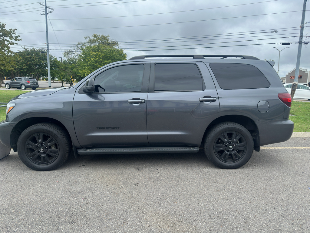 2021 Toyota Sequoia TRD Sport photo 4