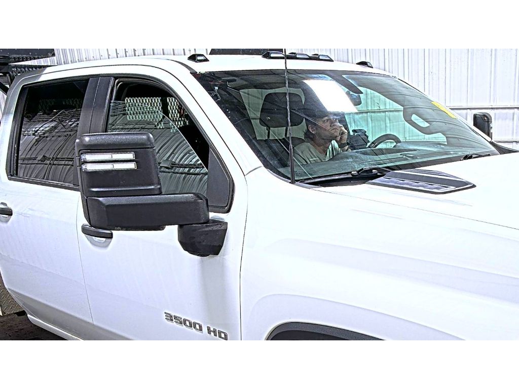 2020 Chevrolet Silverado 3500HD Work Truck photo 2