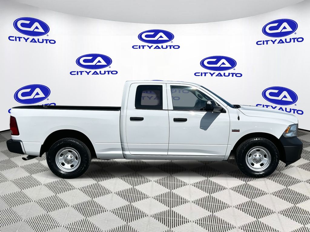 2022 Ram 1500 Classic Tradesman photo 2