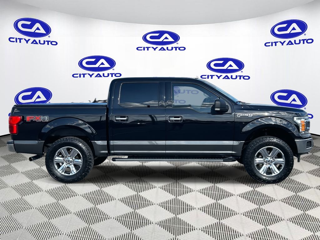 2019 Ford F-150 XLT photo 2