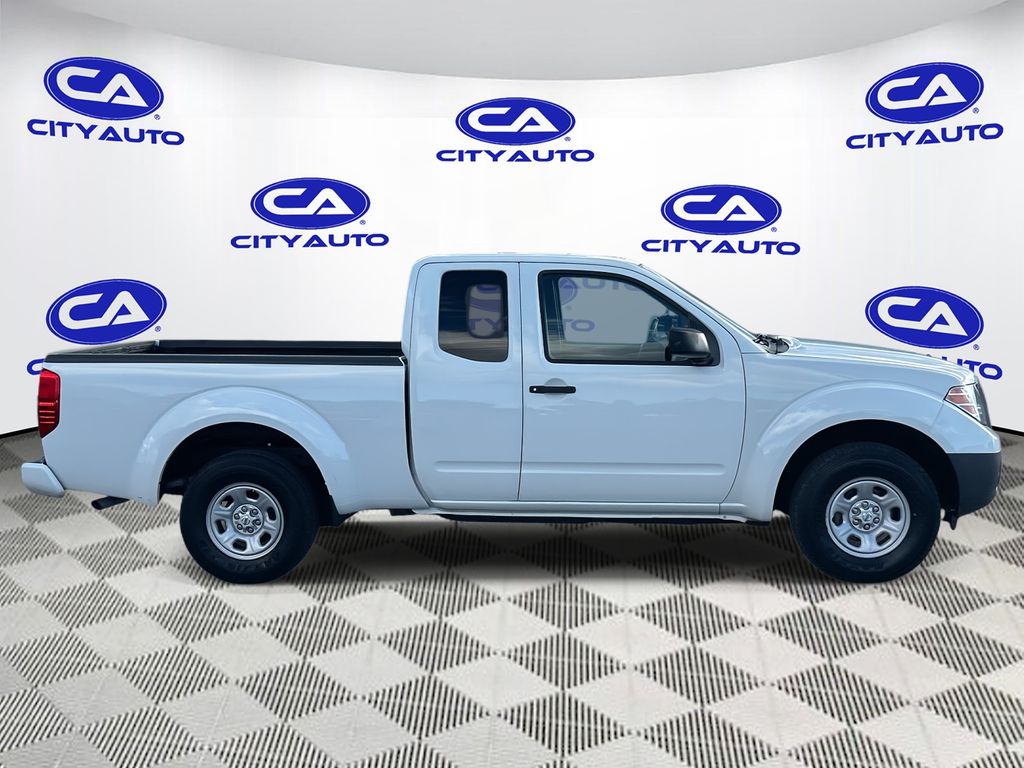 2019 Nissan Frontier S photo 2