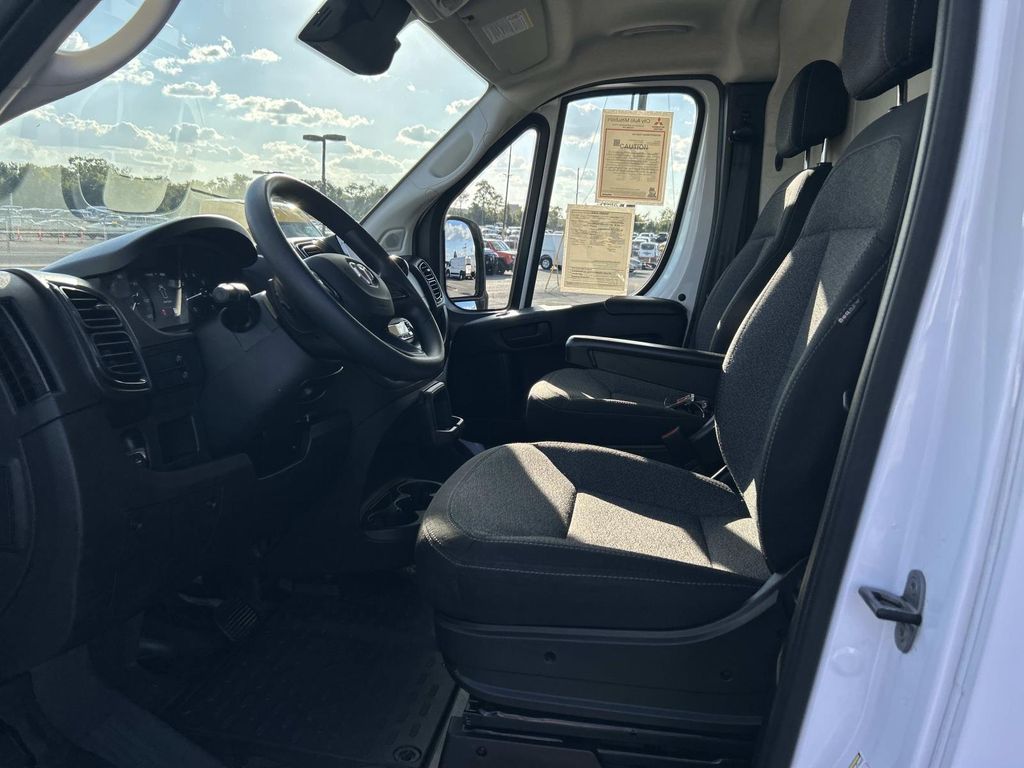 2023 Ram ProMaster 2500 photo 14