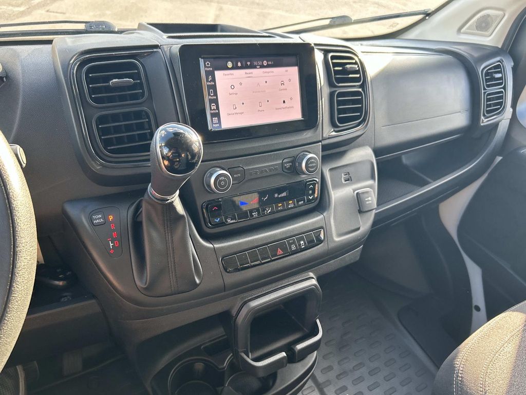 2023 Ram ProMaster 2500 photo 18