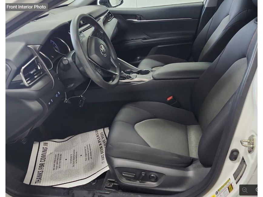 2020 Toyota Camry LE photo 4