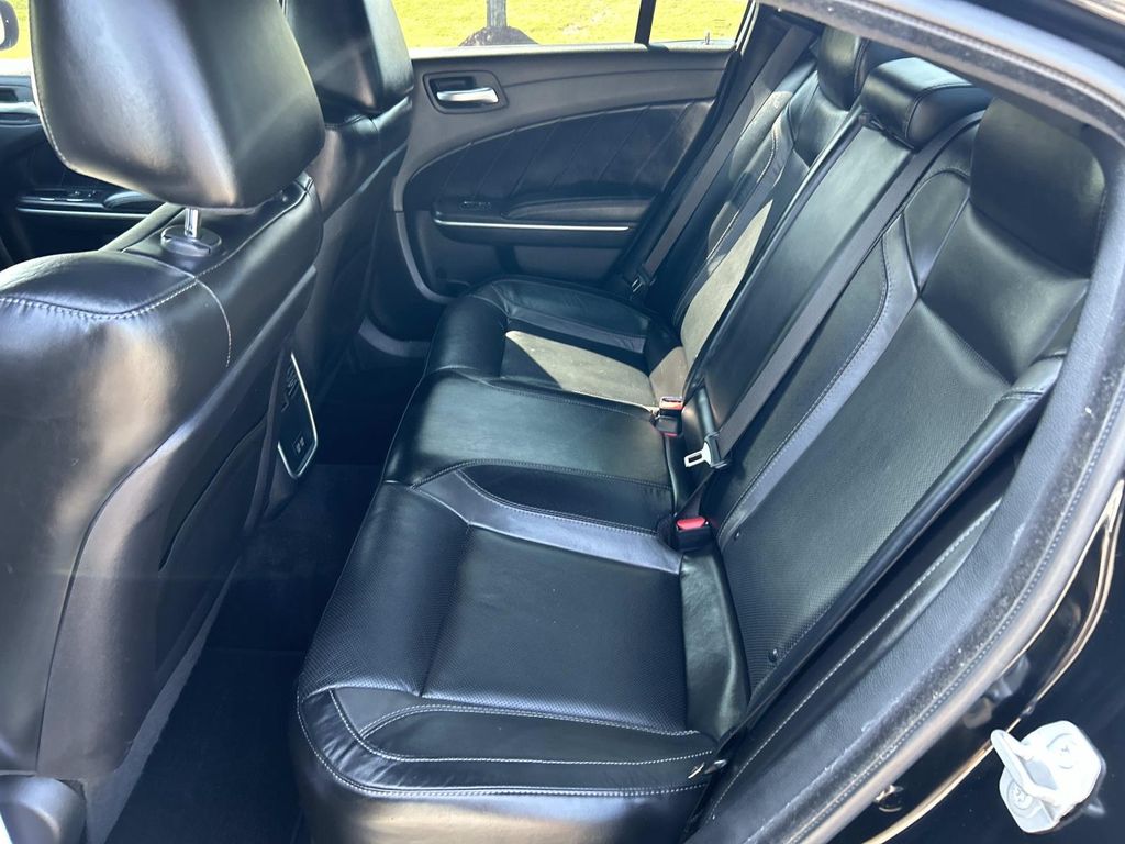 2023 Dodge Charger SXT photo 17