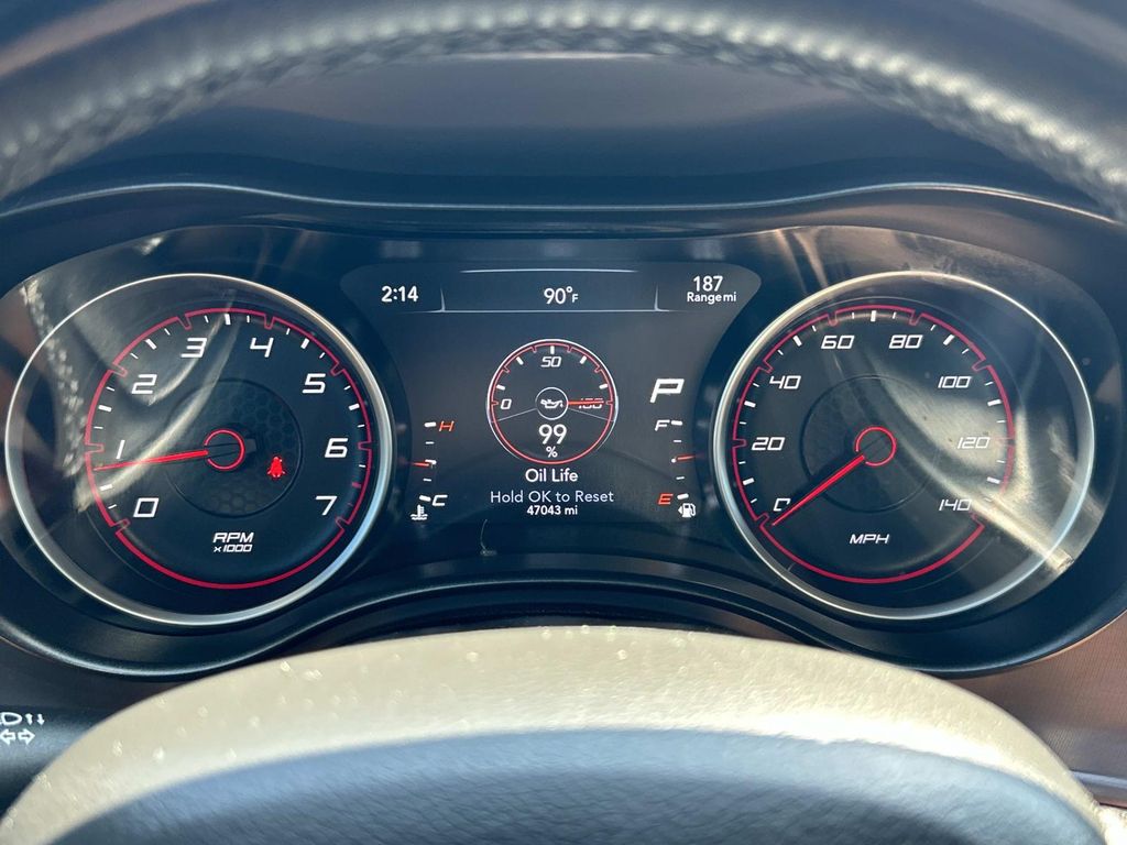 2023 Dodge Charger SXT photo 30