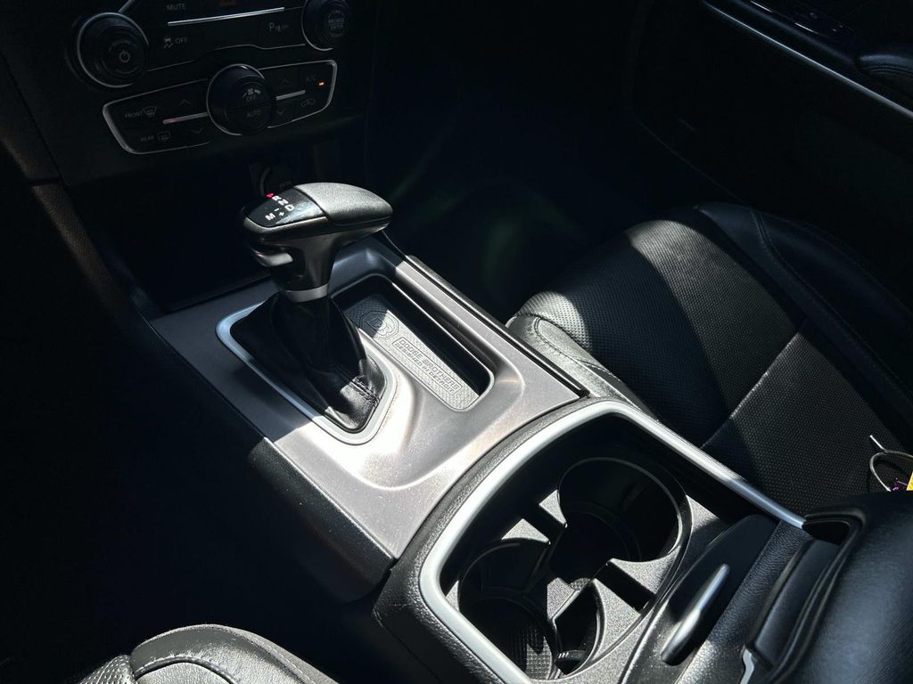 2023 Dodge Charger SXT photo 27
