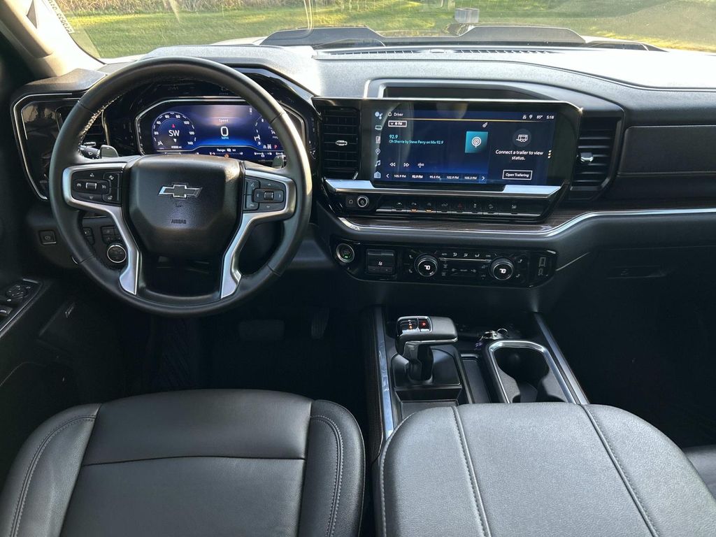 2023 Chevrolet Silverado 1500 LT Trail Boss photo 13
