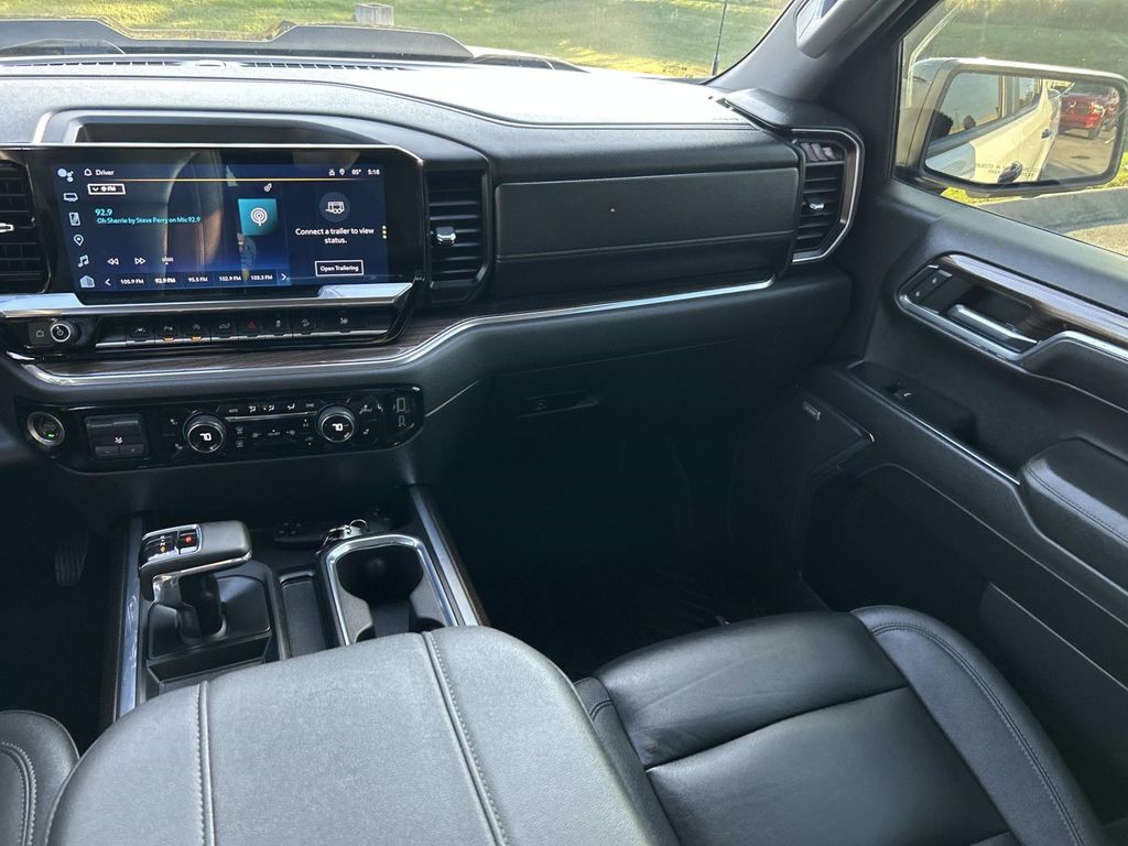 2023 Chevrolet Silverado 1500 LT Trail Boss photo 14