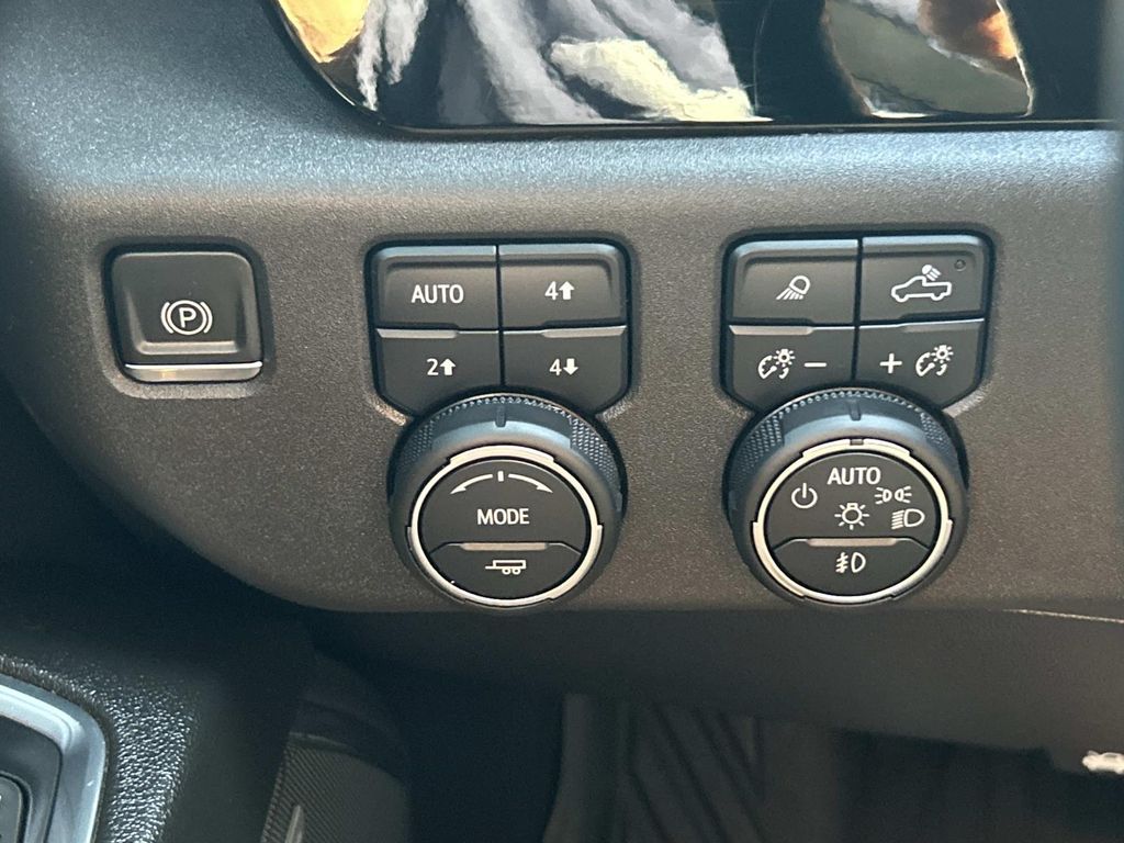 2023 Chevrolet Silverado 1500 LT Trail Boss photo 28