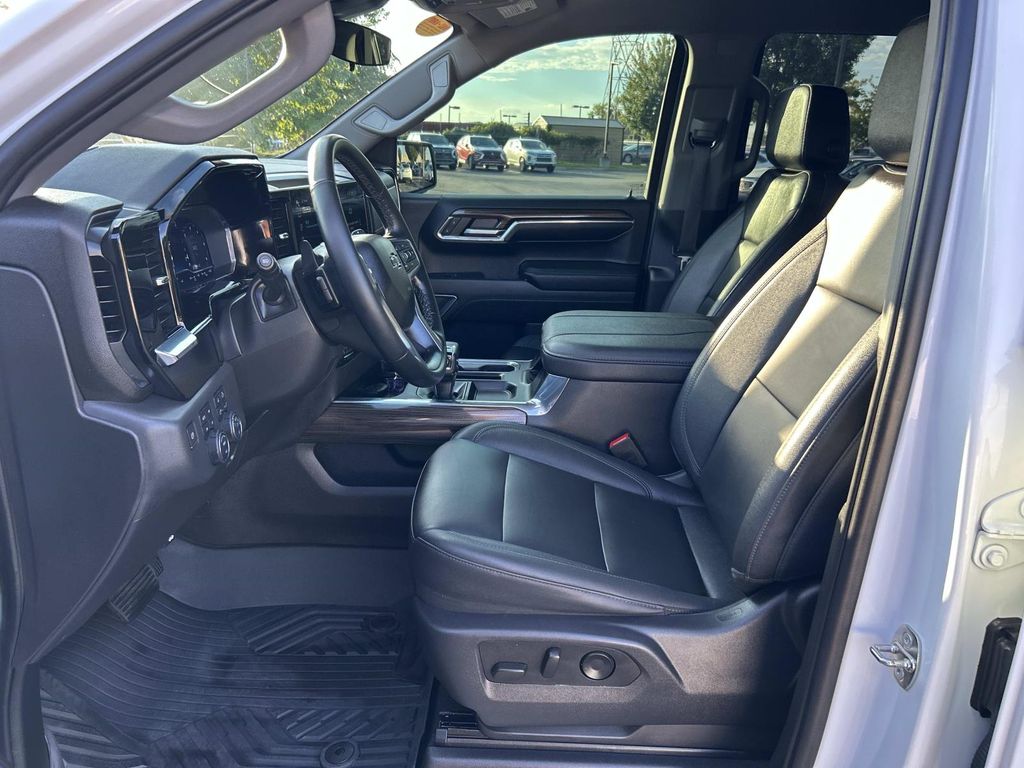 2023 Chevrolet Silverado 1500 LT Trail Boss photo 18