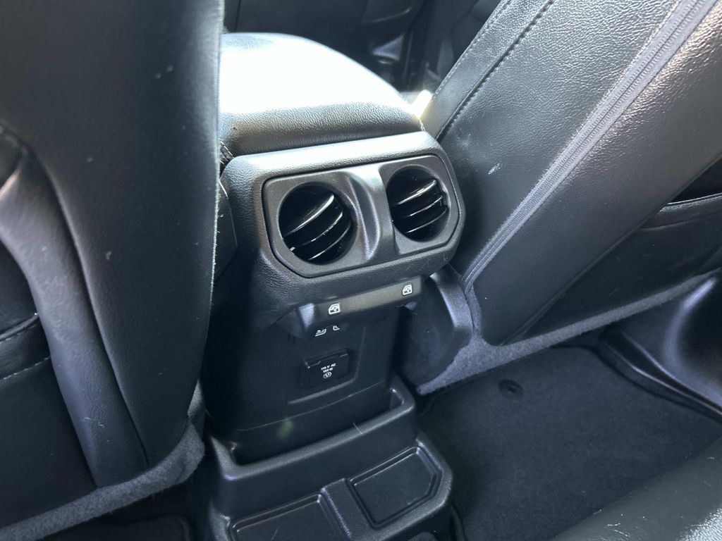 2023 Jeep Wrangler 4xe Sahara photo 13