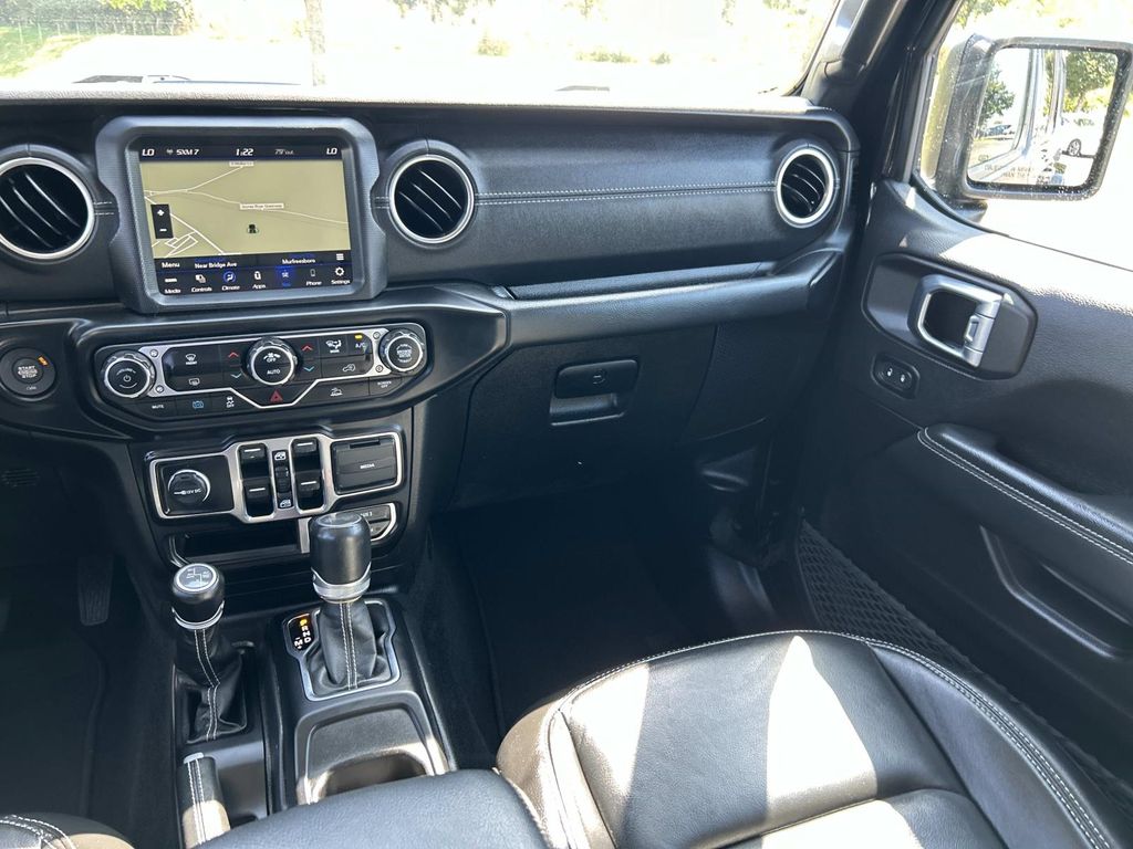 2023 Jeep Wrangler 4xe Sahara photo 12