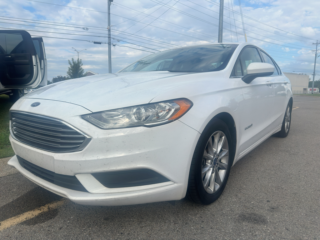 2017 Ford Fusion Hybrid SE photo 4