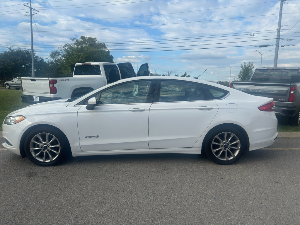 2017 Ford Fusion Hybrid SE photo 5