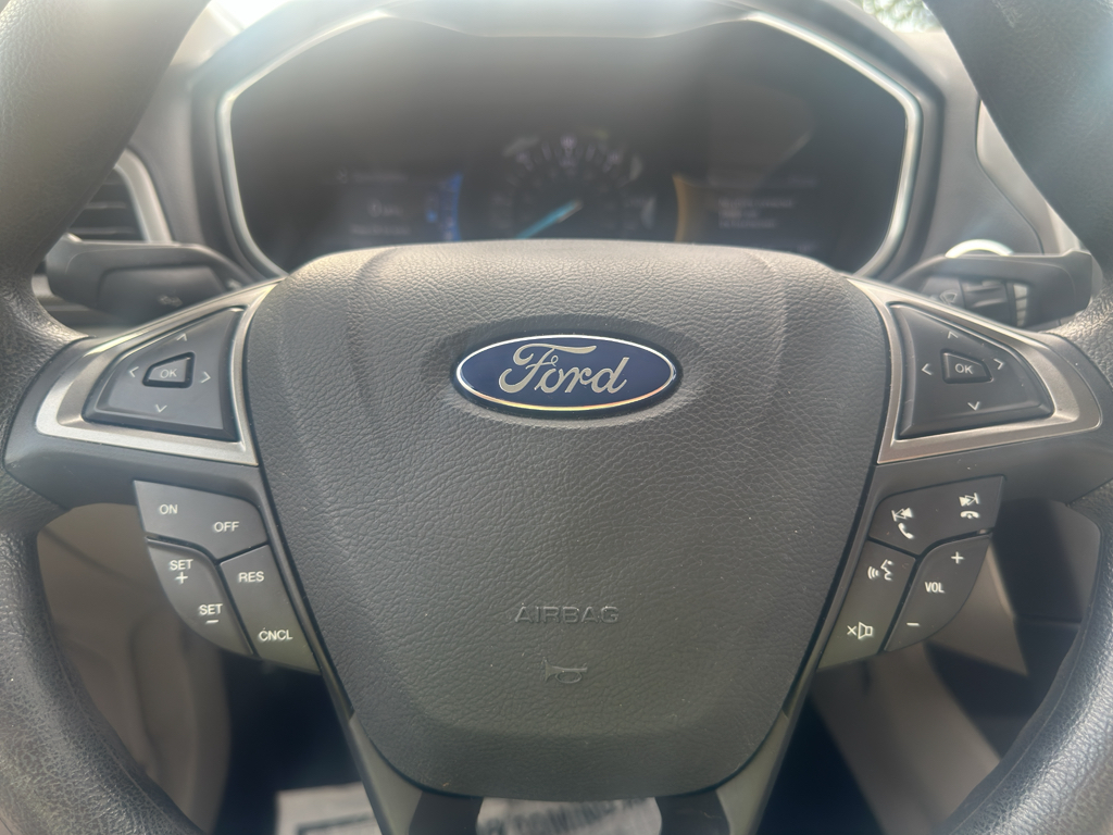 2017 Ford Fusion Hybrid SE photo 10