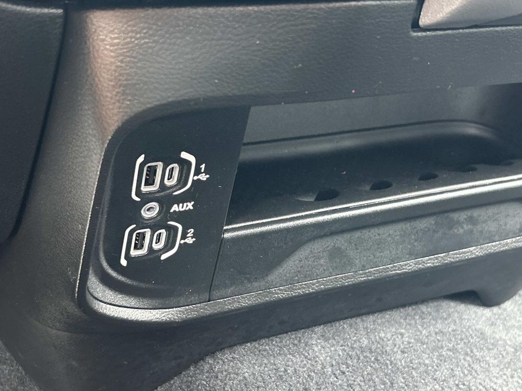 2024 Ram 2500 Big Horn photo 23