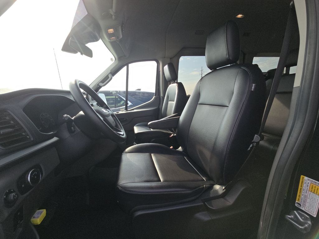 2023 Ford Transit XL photo 6