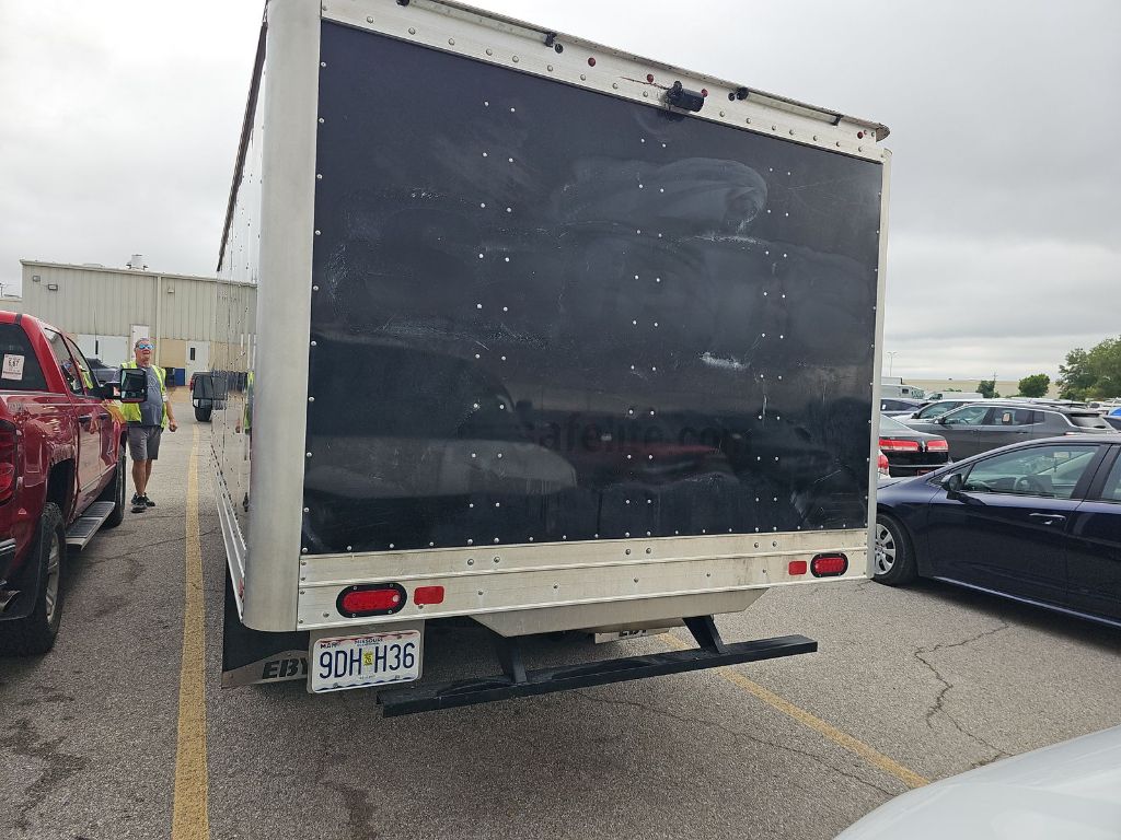2023 Ford Transit Chassis Cab photo 4