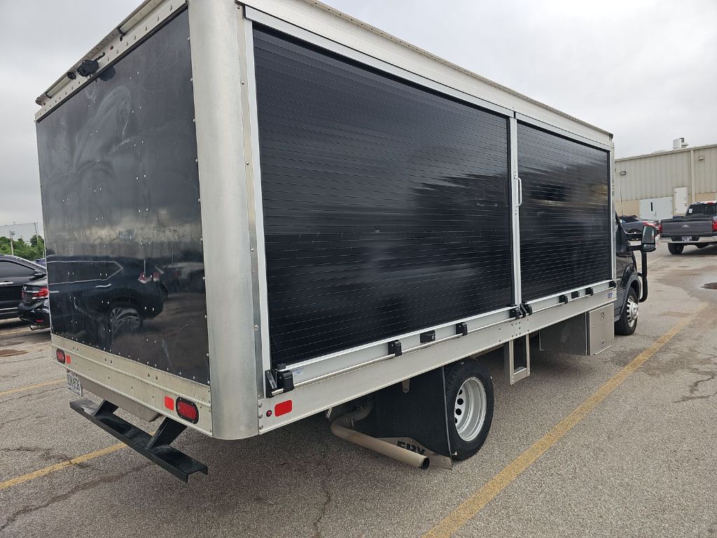2023 Ford Transit Chassis Cab photo 5