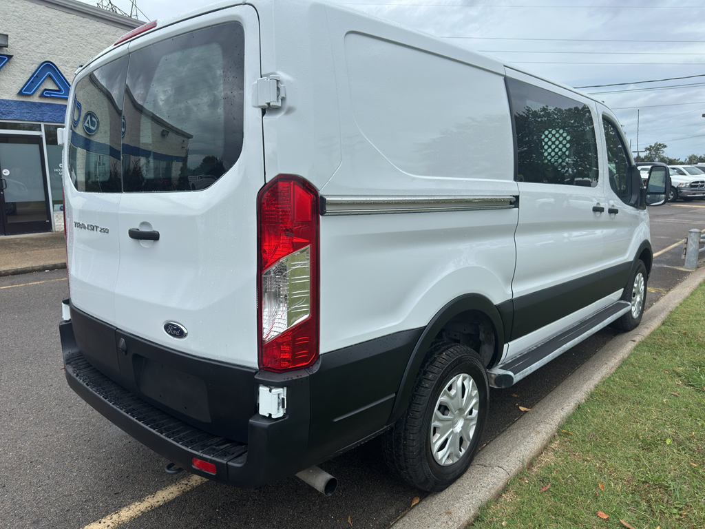 2023 Ford Transit Van photo 17