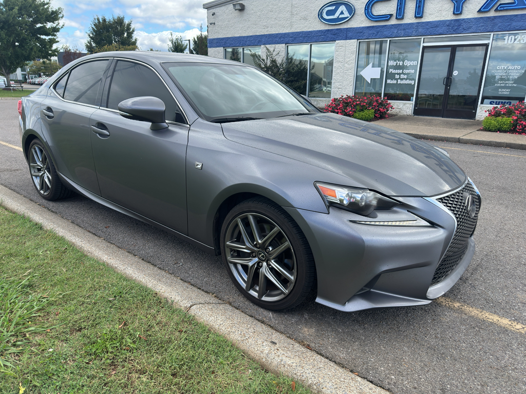 2016 Lexus IS 200t photo 2