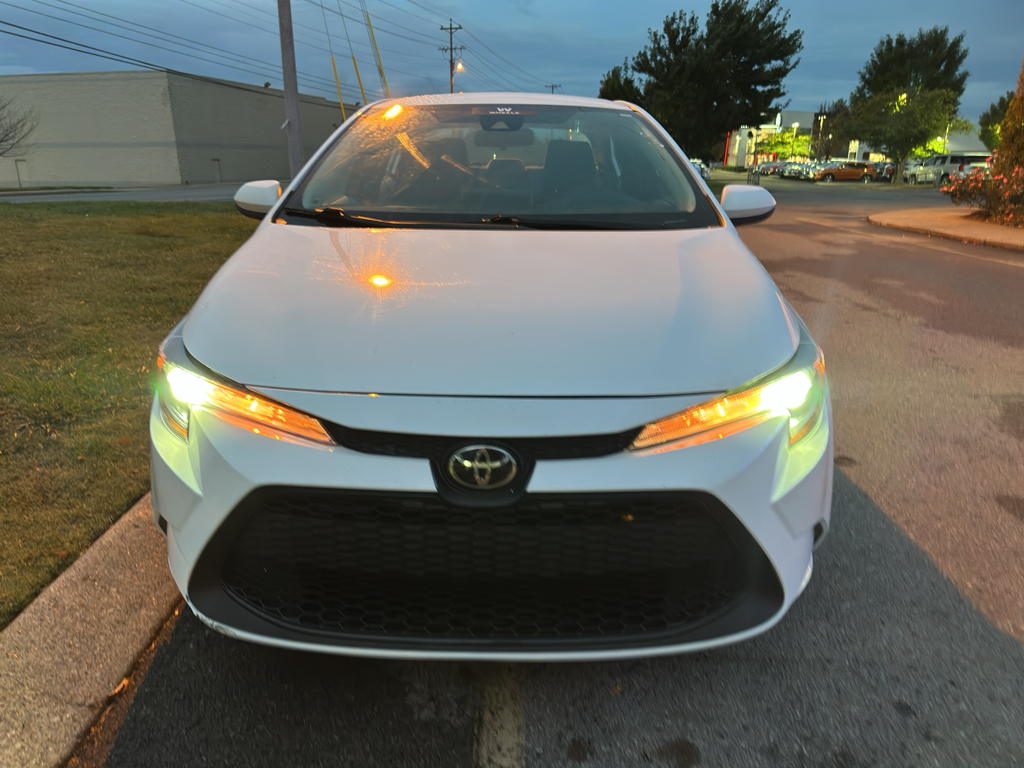 2020 Toyota Corolla LE photo 4