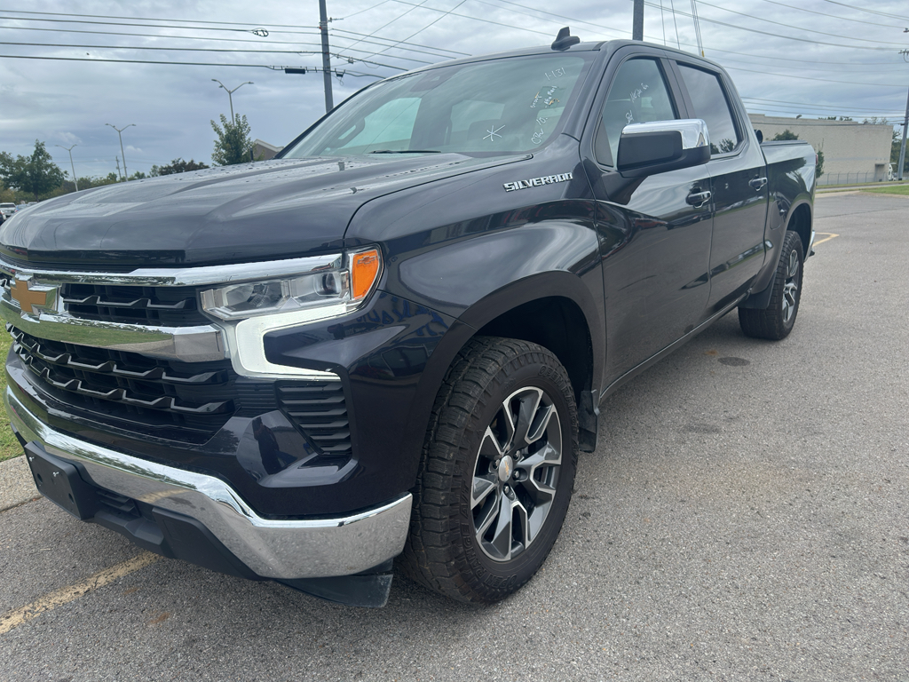 2022 Chevrolet Silverado 1500 LT photo 4