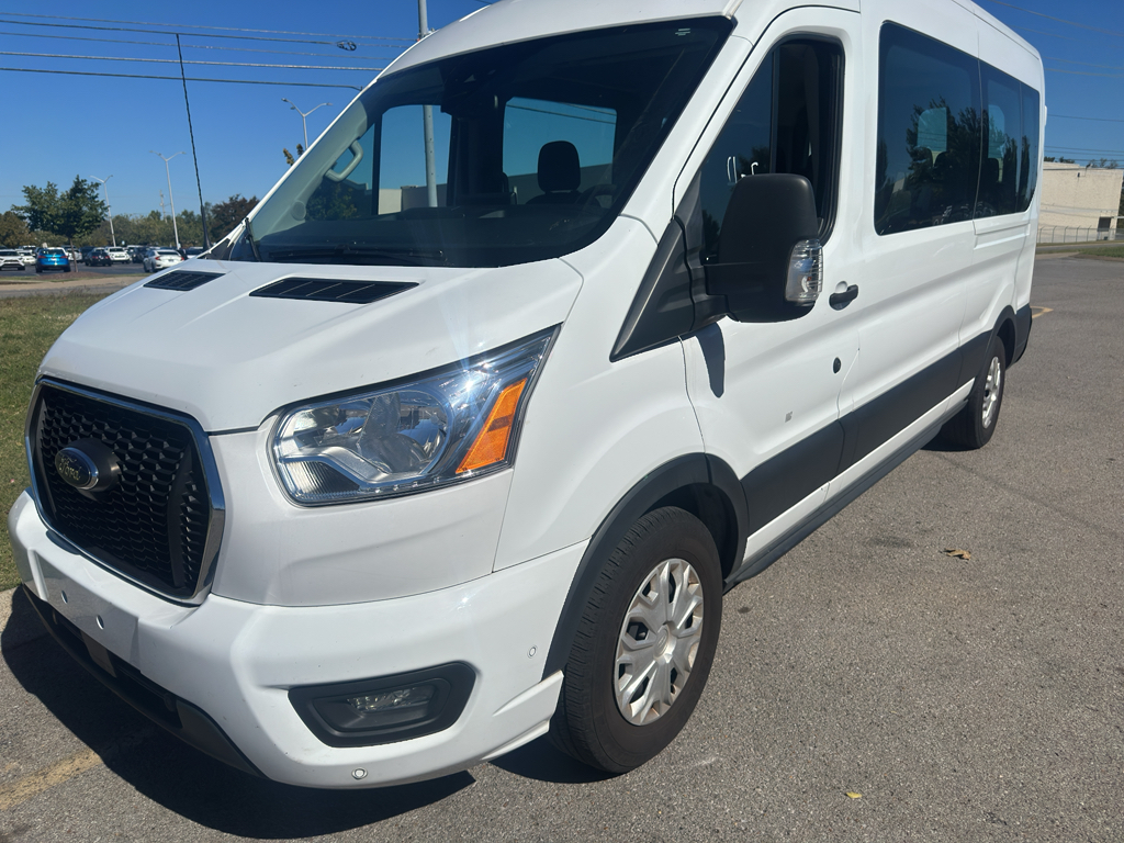 2022 Ford Transit XLT photo 3