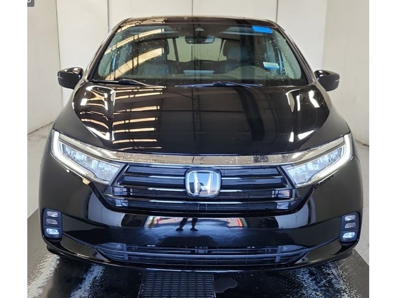 2024 Honda Odyssey EX-L photo 2