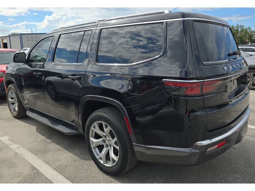2022 Jeep Wagoneer Series II photo 3