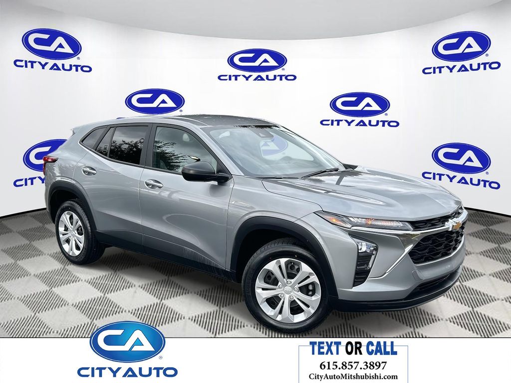 2024 Chevrolet Trax LS