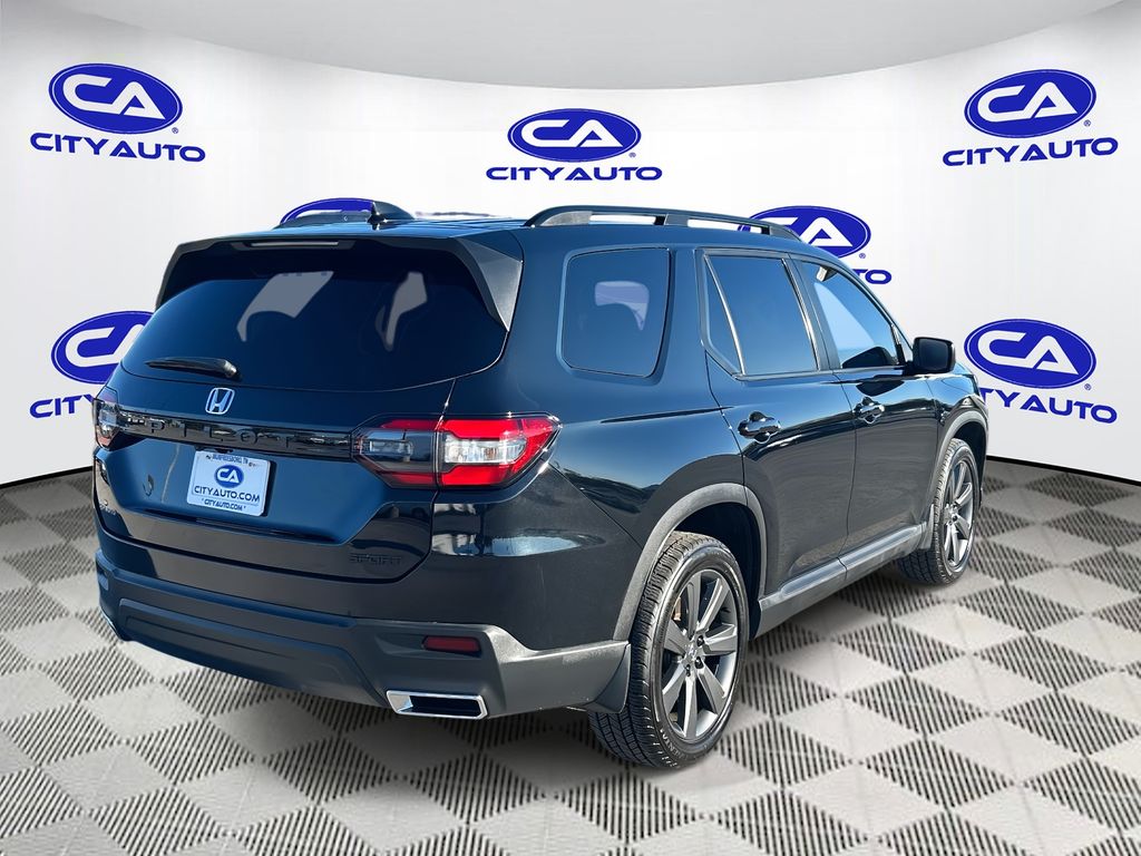 2023 Honda Pilot Sport photo 3