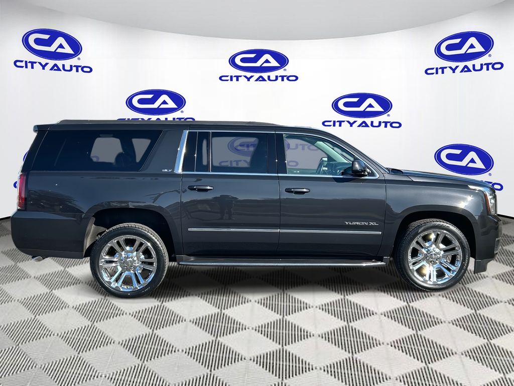 2020 Gmc Yukon XL 1500 SLT photo 2