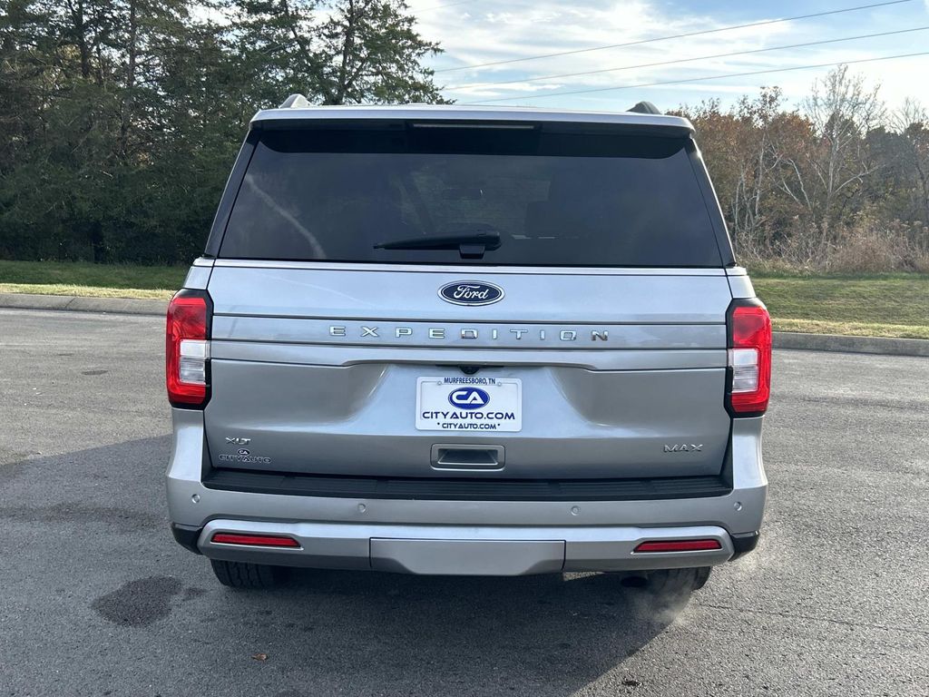 2024 Ford Expedition MAX XLT photo 4