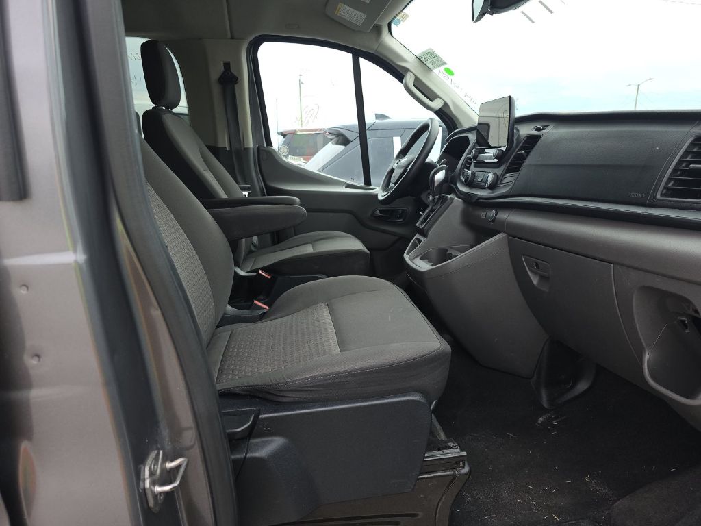 2021 Ford Transit XLT photo 2