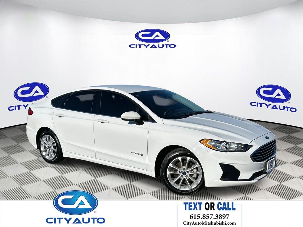 2019 Ford Fusion Hybrid SE