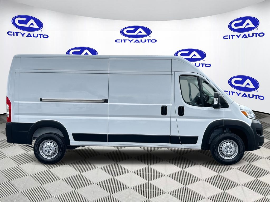 2025 Ram ProMaster 2500 Cargo Van photo 2
