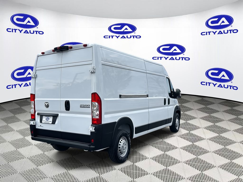 2025 Ram ProMaster 2500 photo 2