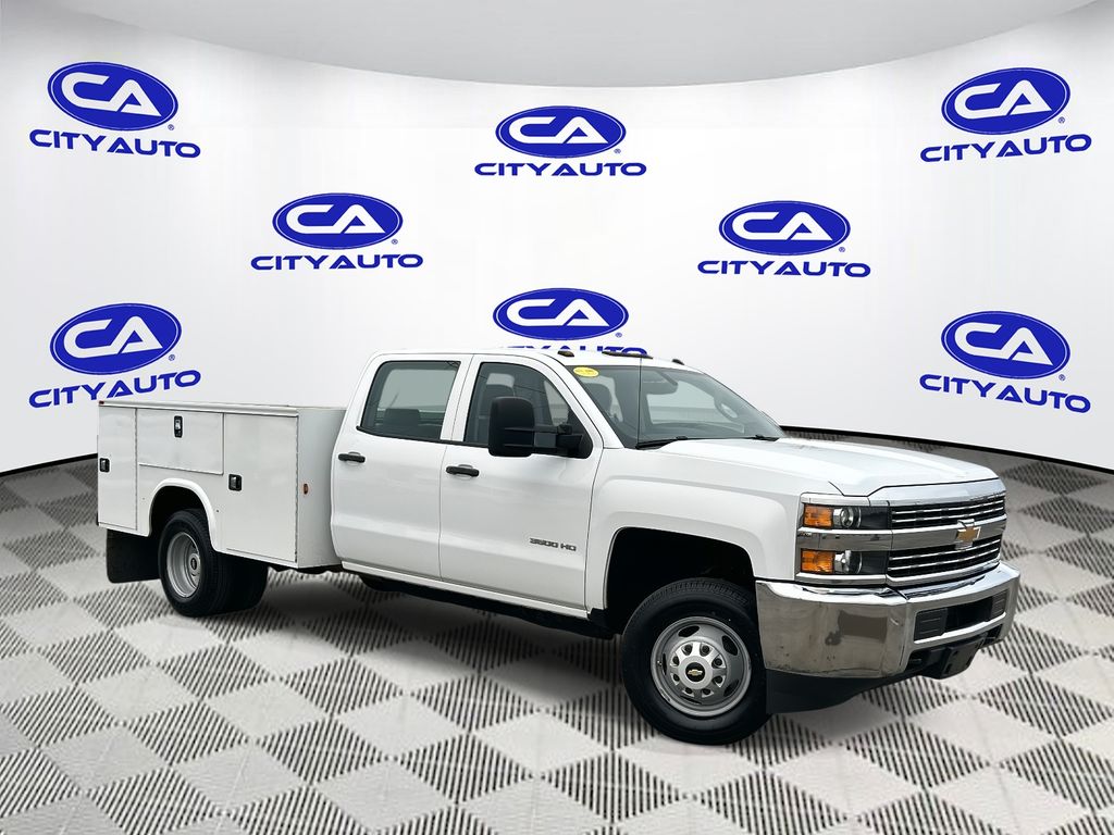 2018 Chevrolet Silverado 3500 Chassis Cab Work Truck's photo