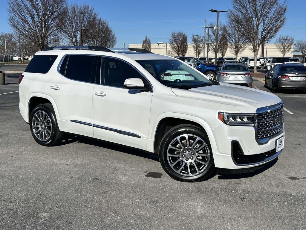 2021 GMC Acadia Denali's photo