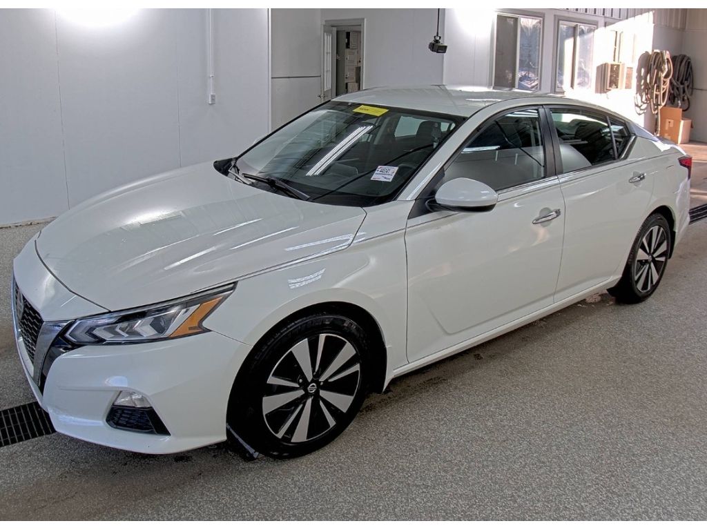 2021 Nissan Altima SV