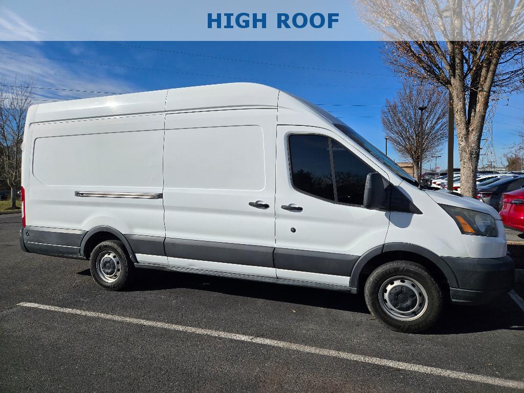 2015 Ford Transit Base's photo
