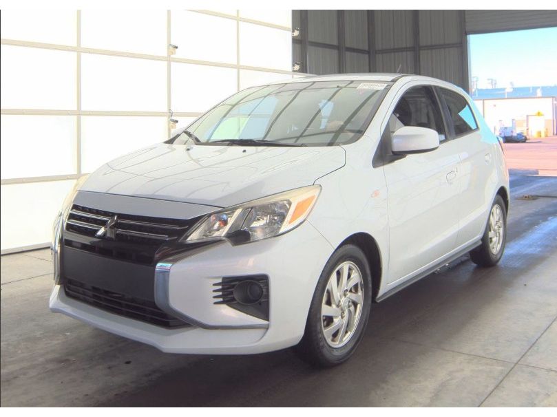 2022 Mitsubishi Mirage LE's photo