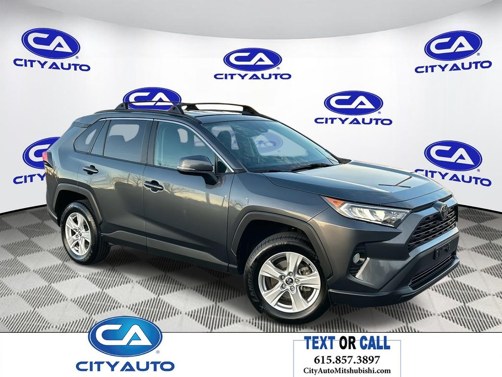 2020 Toyota RAV4 XLE