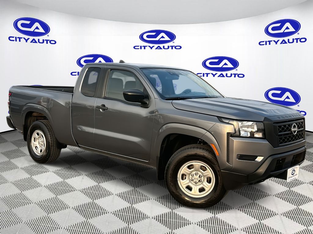 2023 Nissan Frontier S's photo