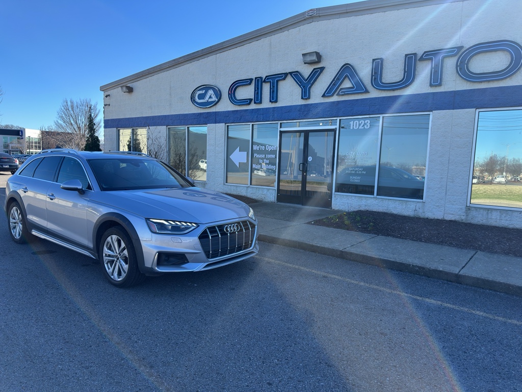 2023 Audi A4 allroad Premium's photo