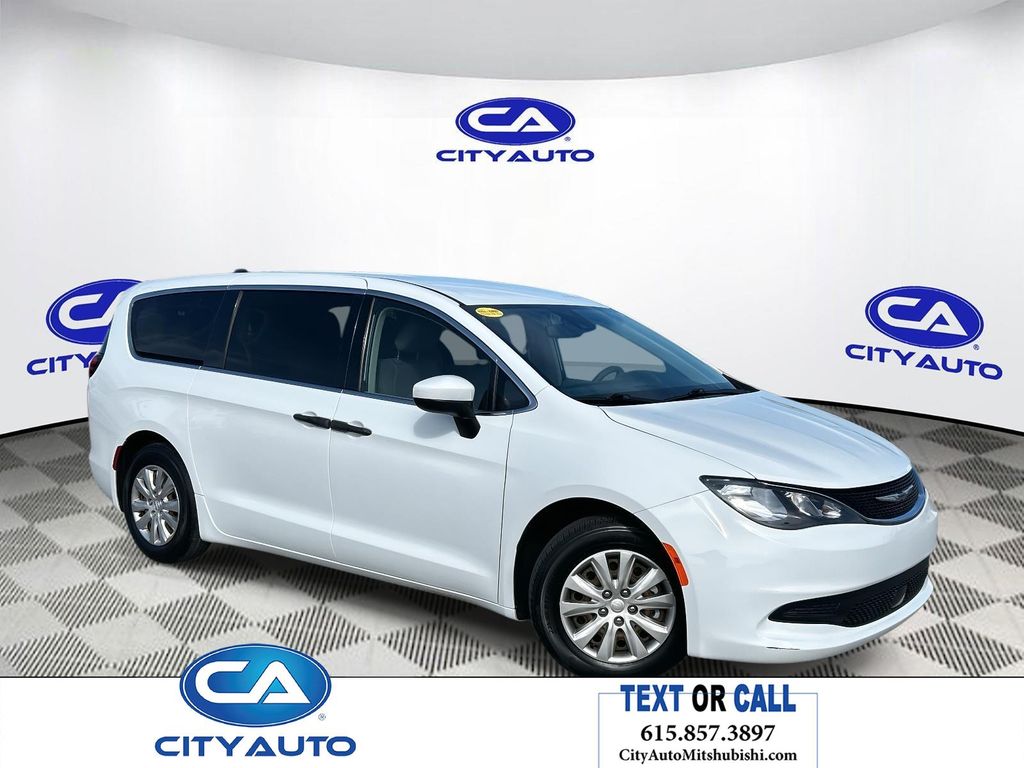 2021 Chrysler Voyager L